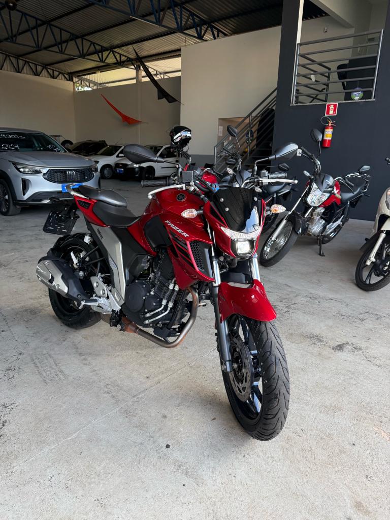 Yamaha Fazer 250